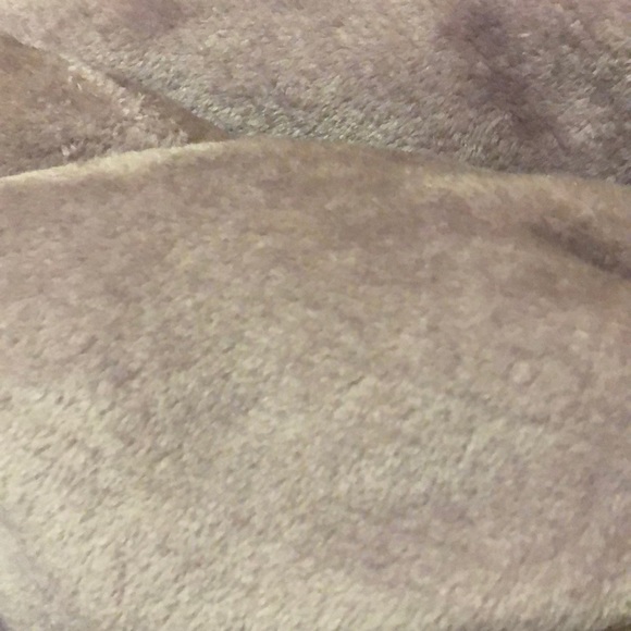 Meet your Posher, Colleen - Picture 1 of 1